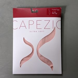 SOLD 3 pairs of never worn before tights